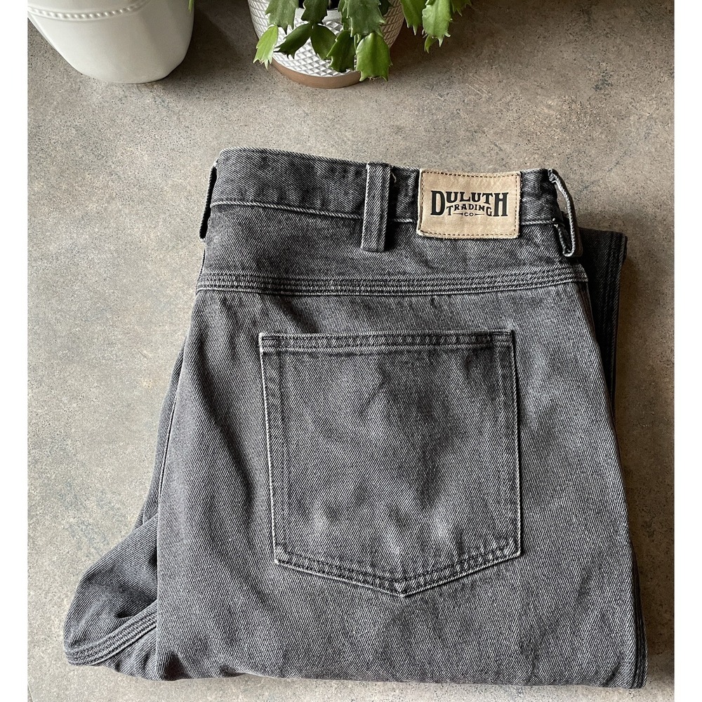 Duluth Relaxed‎ Fit Men Size 42x32 Gray Black Denim Relaxed Fit Jeans Distressed